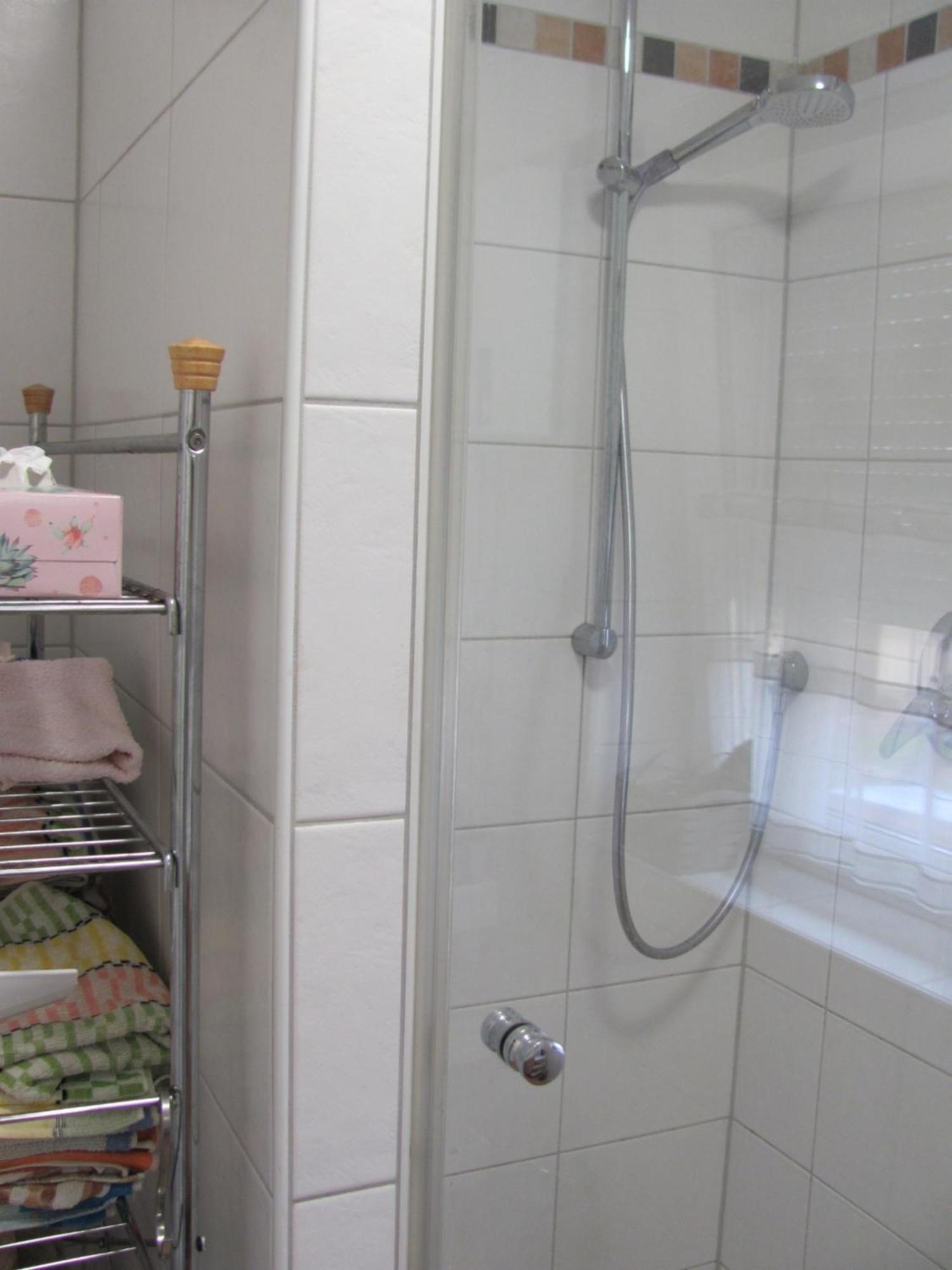 #3 Gemuetliches Ruhiges Zimmer Gartenblick, Gemeinschaftsbad W-Lan Airport Nah Gelegen Mit Late Night Check In Haus Nr 9,5 Trunkelsberg Εξωτερικό φωτογραφία